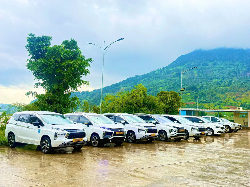Tổng đài Taxi Ninh Gia hoạt động 24/7, hỗ trợ đặt xe nhanh bất kể ngày đêm, lễ Tết.