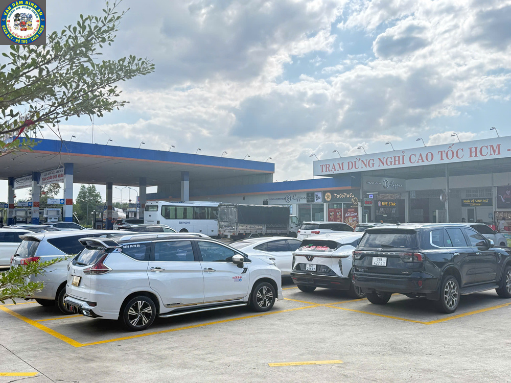 Taxi Ninh Gia sở hữu đội xe đời mới, đáp ứng nhu cầu đi lại, công tác, du lịch và đưa đón sân bay tại Đức Trọng