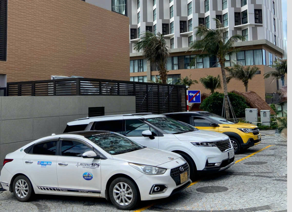 Taxi Ninh Gia Đức Trọng phục vụ gọi xe nhanh, đưa đón sân bay Liên Khương, Đà Lạt và các tuyến đường liên tỉnh với giá cước hợp lý.