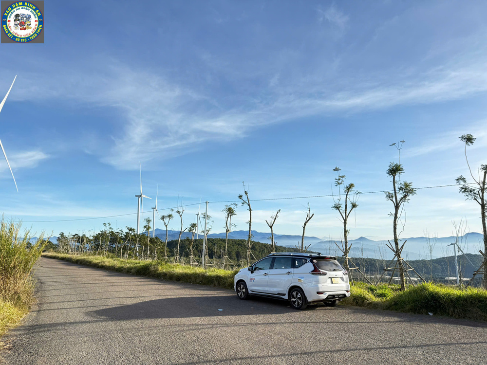 Tour xe 7 chỗ nội thành Đà Lạt 2024 với giá từ 700.000đ/4 tiếng đến 1.100.000đ/8 tiếng. Lựa chọn lý tưởng cho nhóm 4–6 người, tiết kiệm hơn khi chia đầu người.
